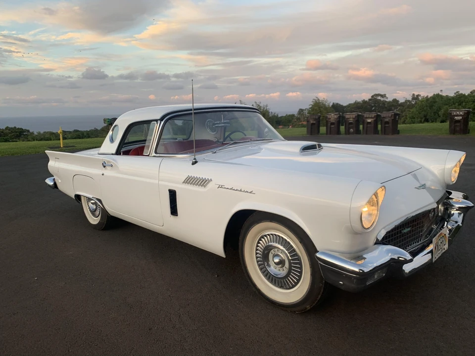 1957 Ford Thunderbird 1st Gen - Image 14 of 31