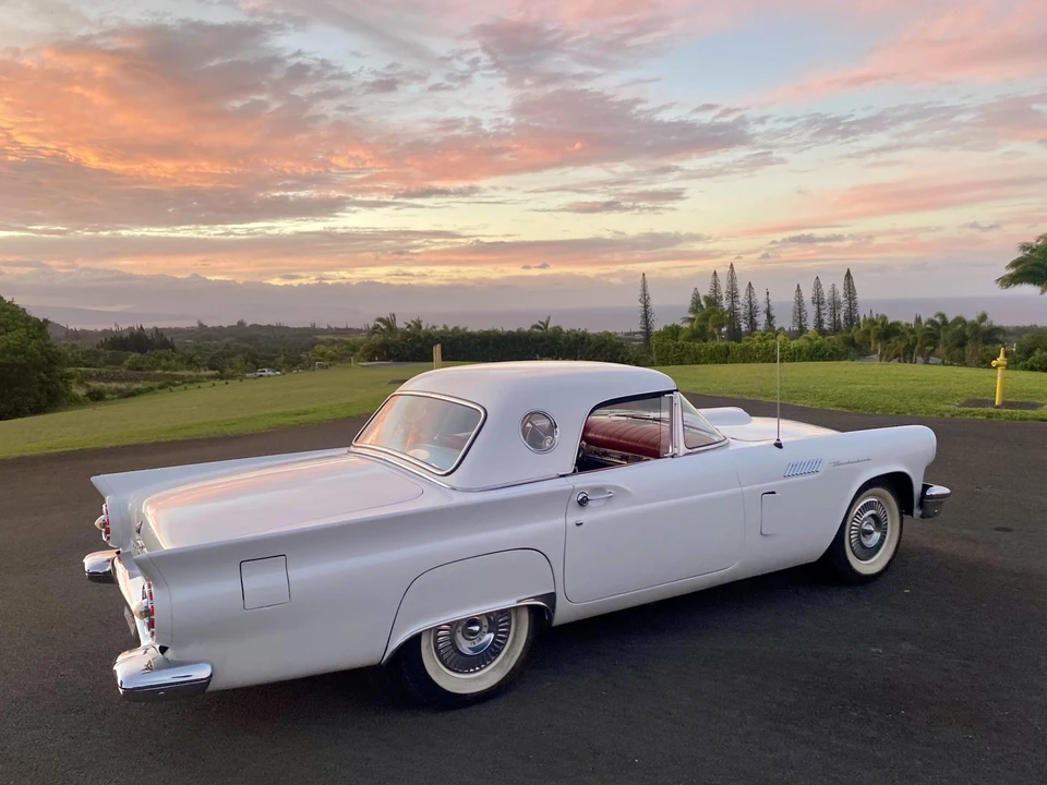 1957 Ford Thunderbird 1st Gen - Image 28 of 31