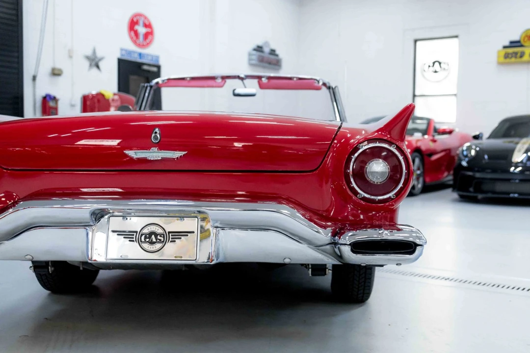 1957 Ford Thunderbird 1st Gen - Image 13 of 21