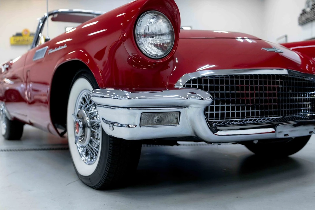 1957 Ford Thunderbird 1st Gen - Image 19 of 21