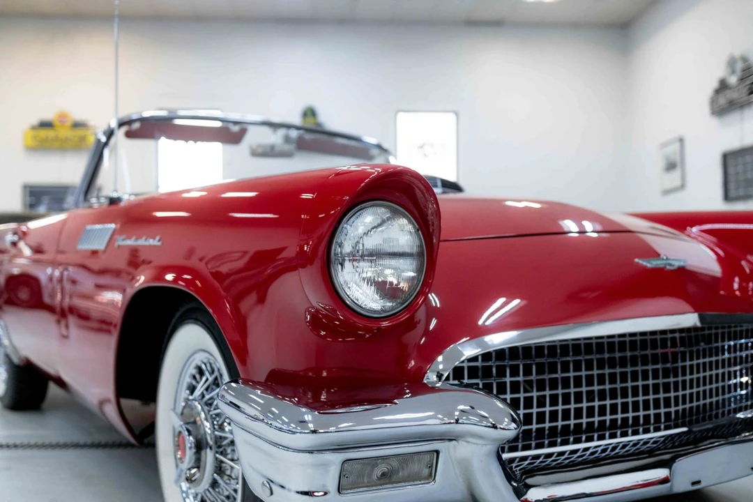 1957 Ford Thunderbird 1st Gen - Image 18 of 21