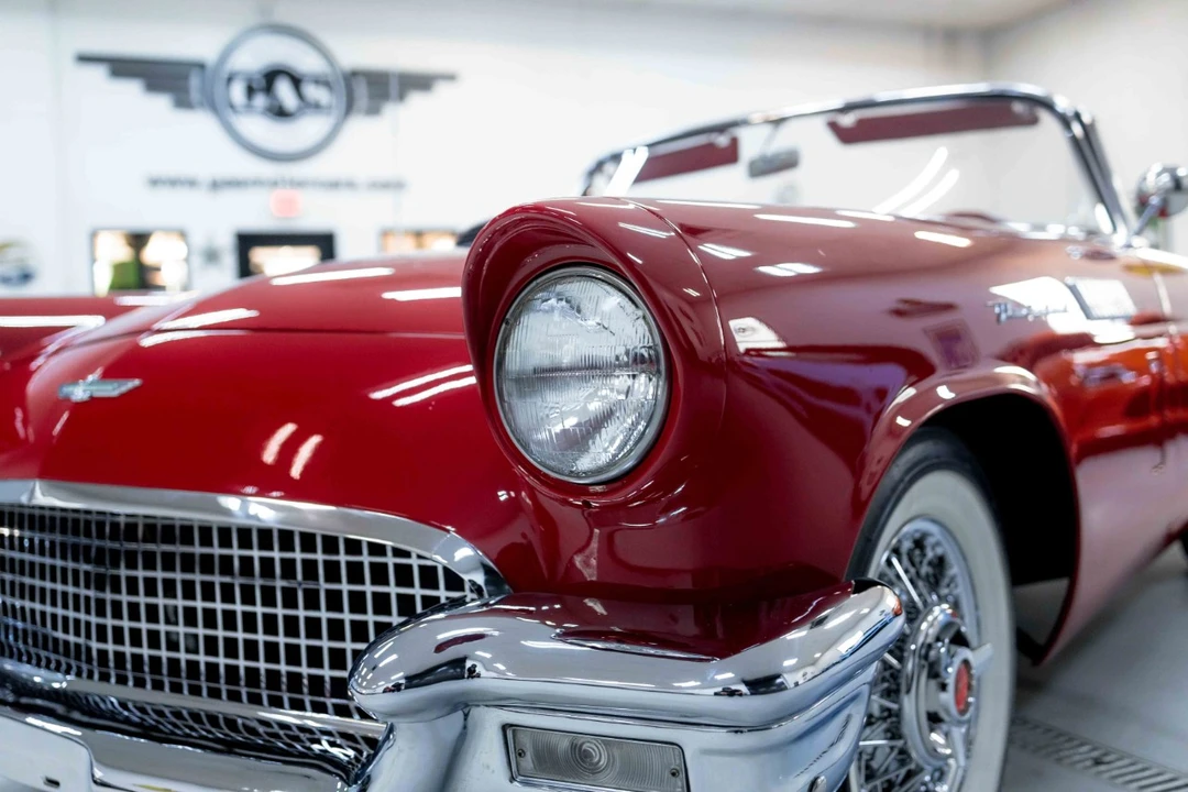 1957 Ford Thunderbird 1st Gen - Image 15 of 21