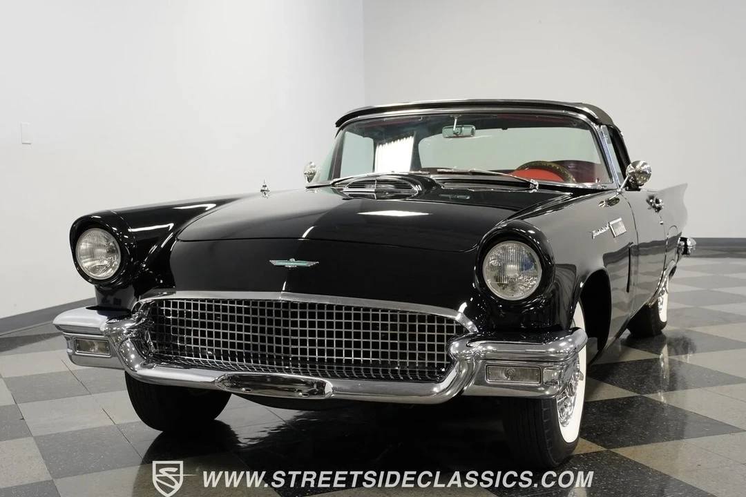 1957 Ford Thunderbird 1st Gen - Image 19 of 21
