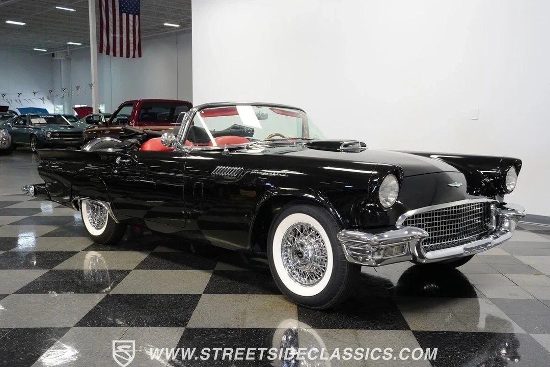 1957 Ford Thunderbird 1st Gen - Image 17 of 21
