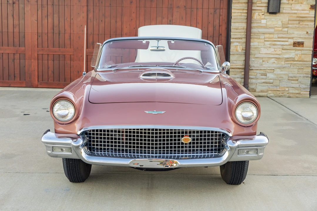 1957 Ford Thunderbird 1st Gen - Image 17 of 31