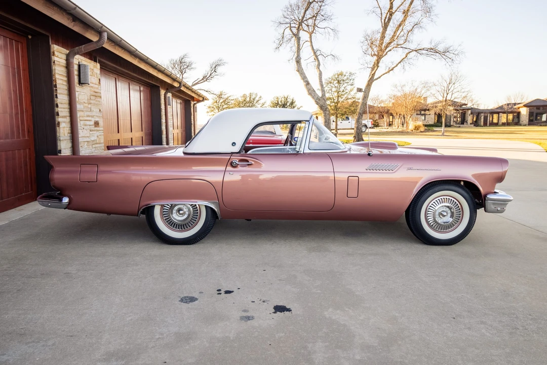 1957 Ford Thunderbird 1st Gen - Image 12 of 31