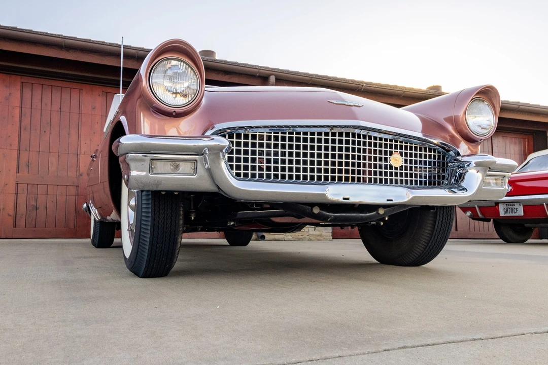 1957 Ford Thunderbird 1st Gen - Image 25 of 31