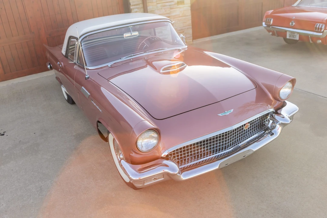 1957 Ford Thunderbird 1st Gen - Image 13 of 31