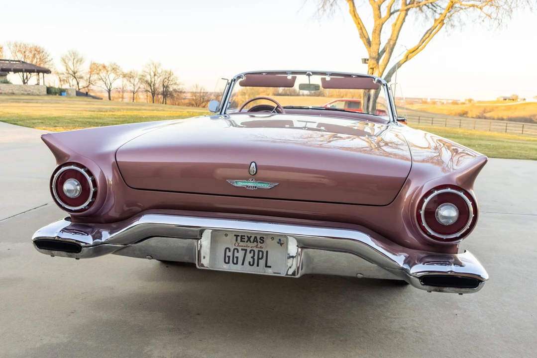 1957 Ford Thunderbird 1st Gen - Image 21 of 31