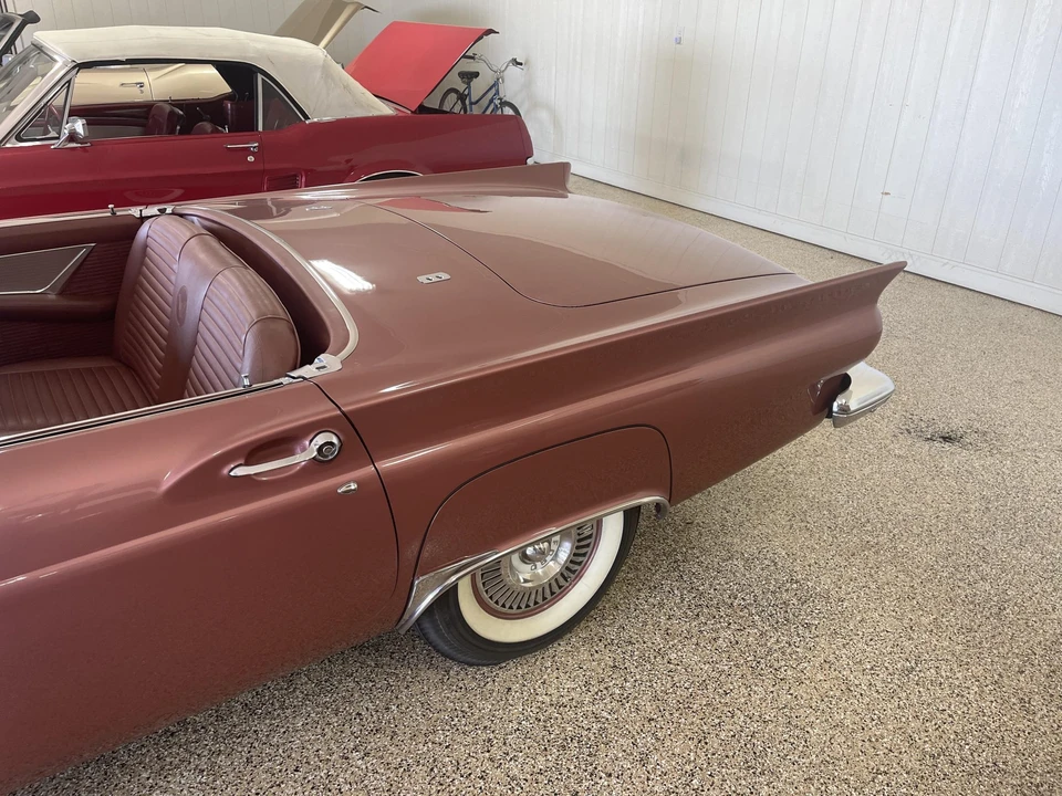 1957 Ford Thunderbird 1st Gen - Image 15 of 31