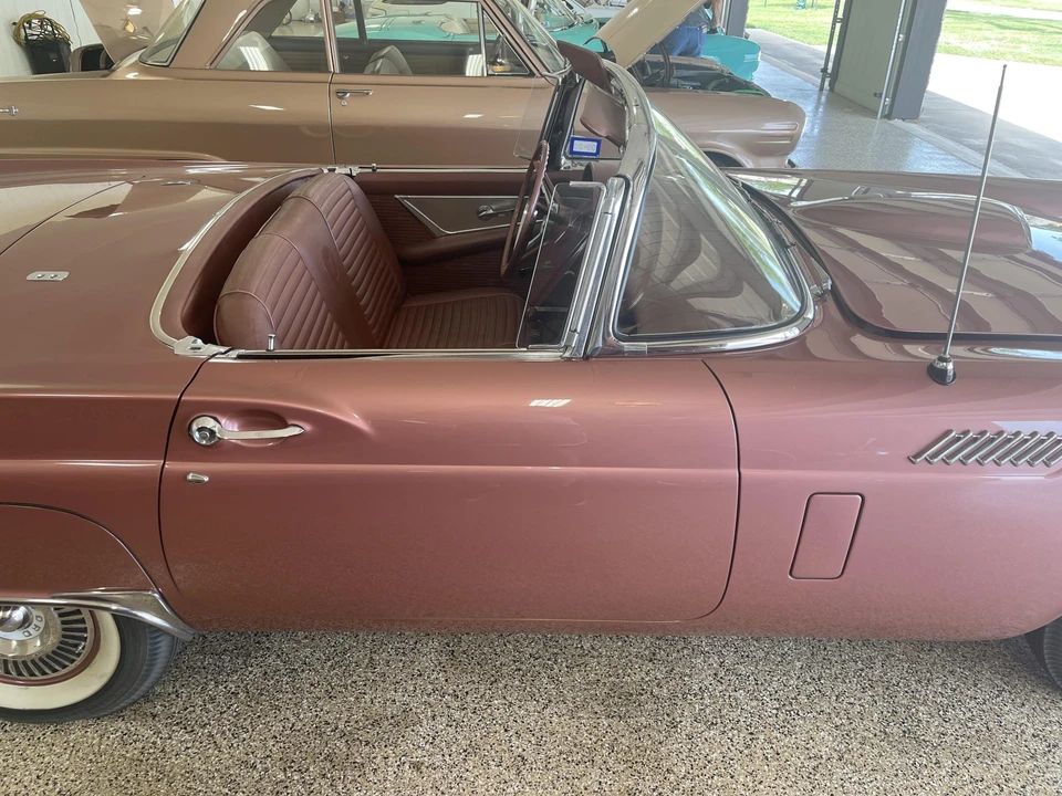 1957 Ford Thunderbird 1st Gen - Image 19 of 31