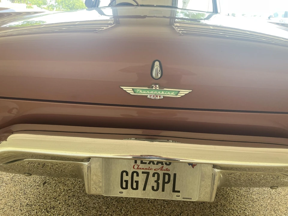 1957 Ford Thunderbird 1st Gen - Image 28 of 31