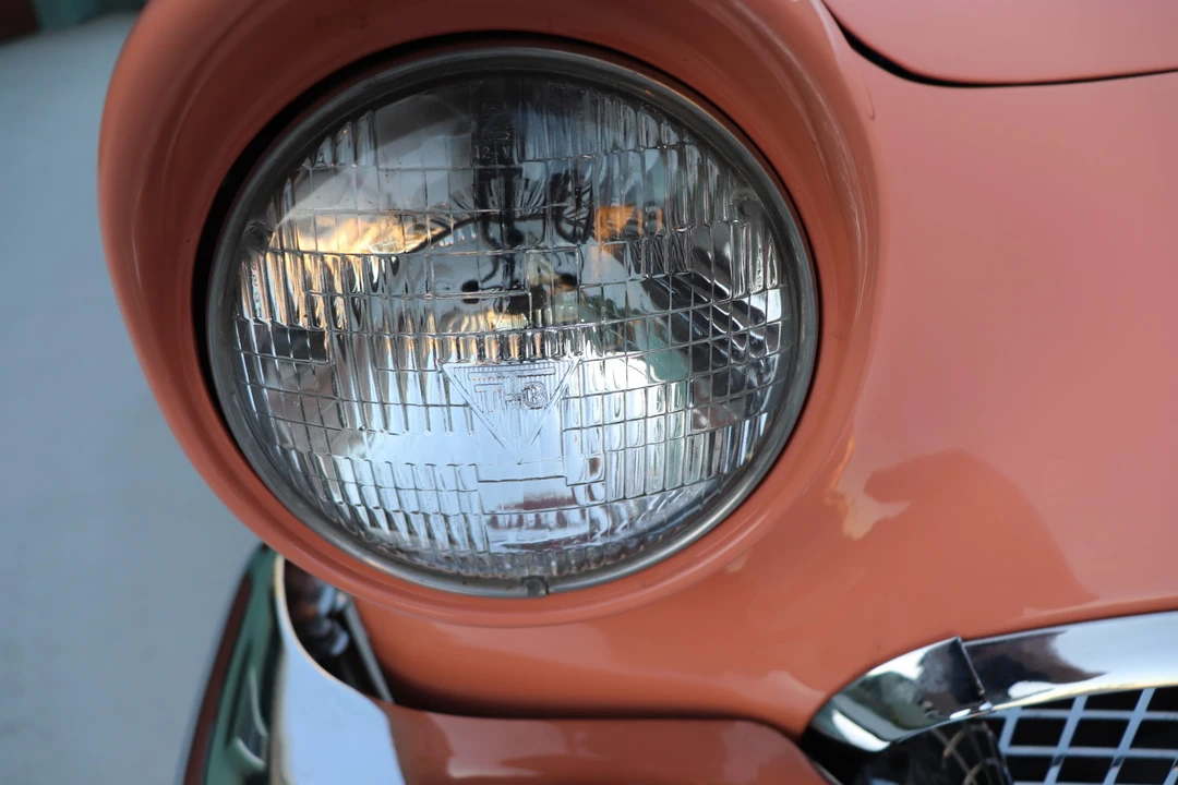 1957 Ford Thunderbird 1st Gen - Image 17 of 31
