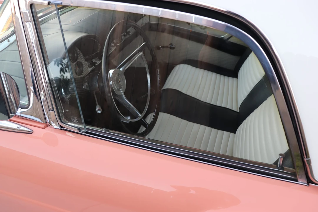 1957 Ford Thunderbird 1st Gen - Image 29 of 31