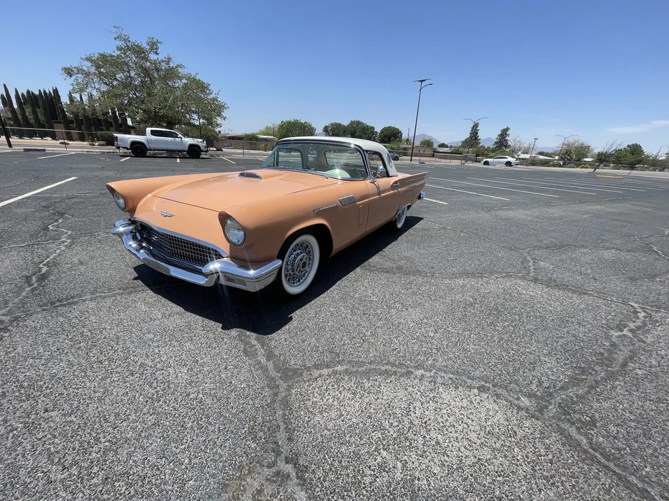 1957 Ford Thunderbird 1st Gen - Image 23 of 31