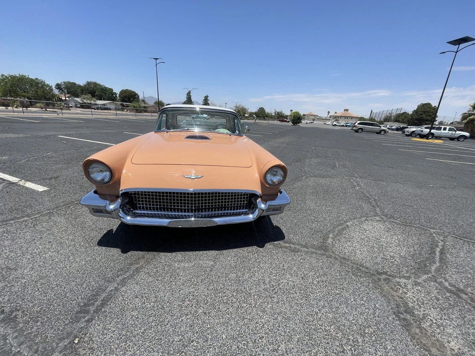 1957 Ford Thunderbird 1st Gen - Image 26 of 31