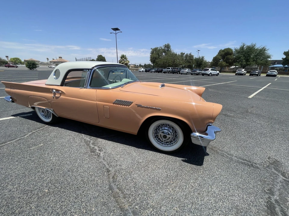 1957 Ford Thunderbird 1st Gen - Image 30 of 31
