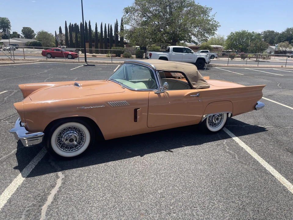 1957 Ford Thunderbird 1st Gen - Image 20 of 31