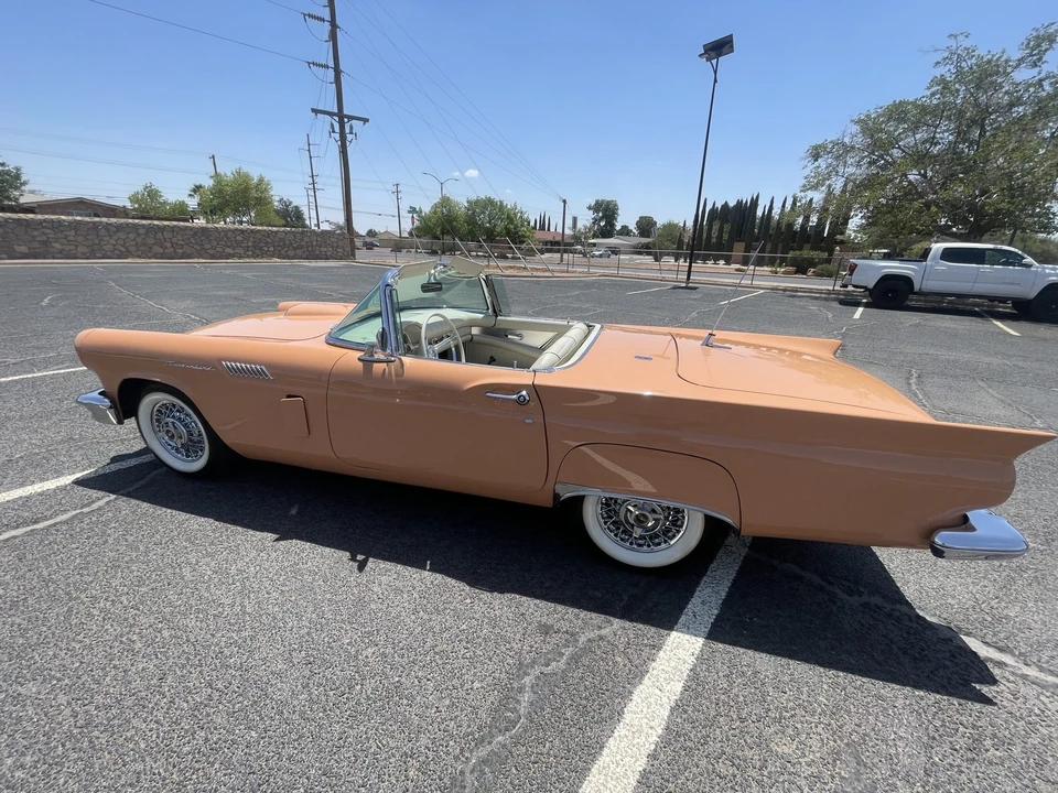 1957 Ford Thunderbird 1st Gen - Image 12 of 31