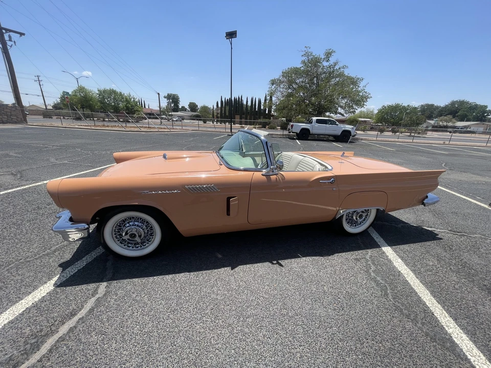 1957 Ford Thunderbird 1st Gen - Image 13 of 31