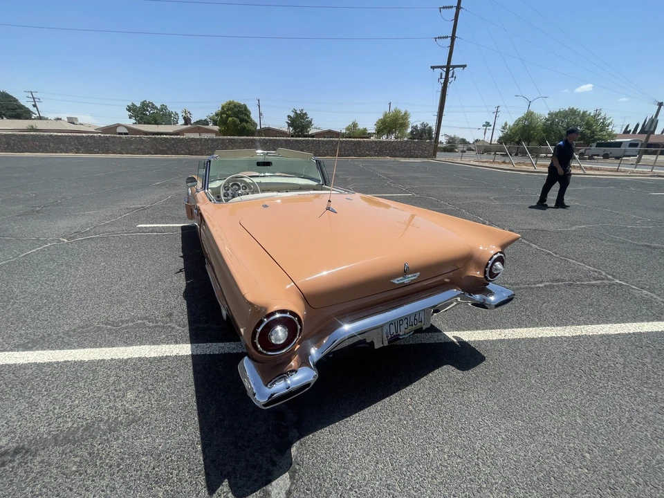1957 Ford Thunderbird 1st Gen - Image 9 of 31