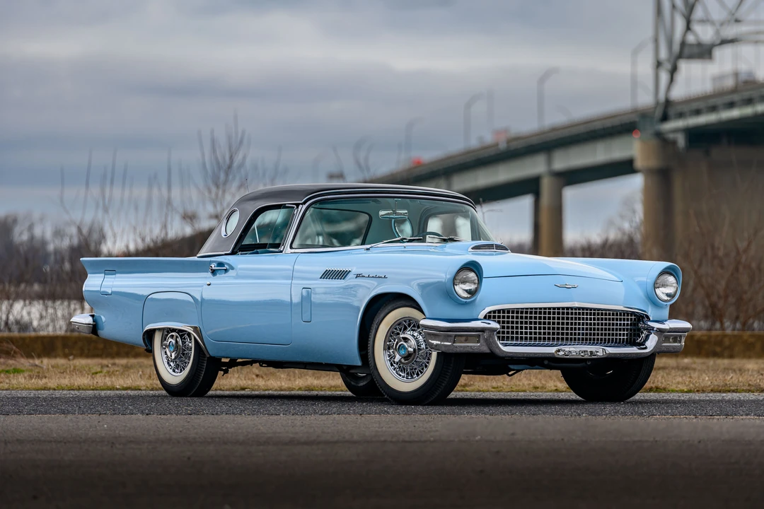 1957 Ford Thunderbird 1st Gen - Image 15 of 31