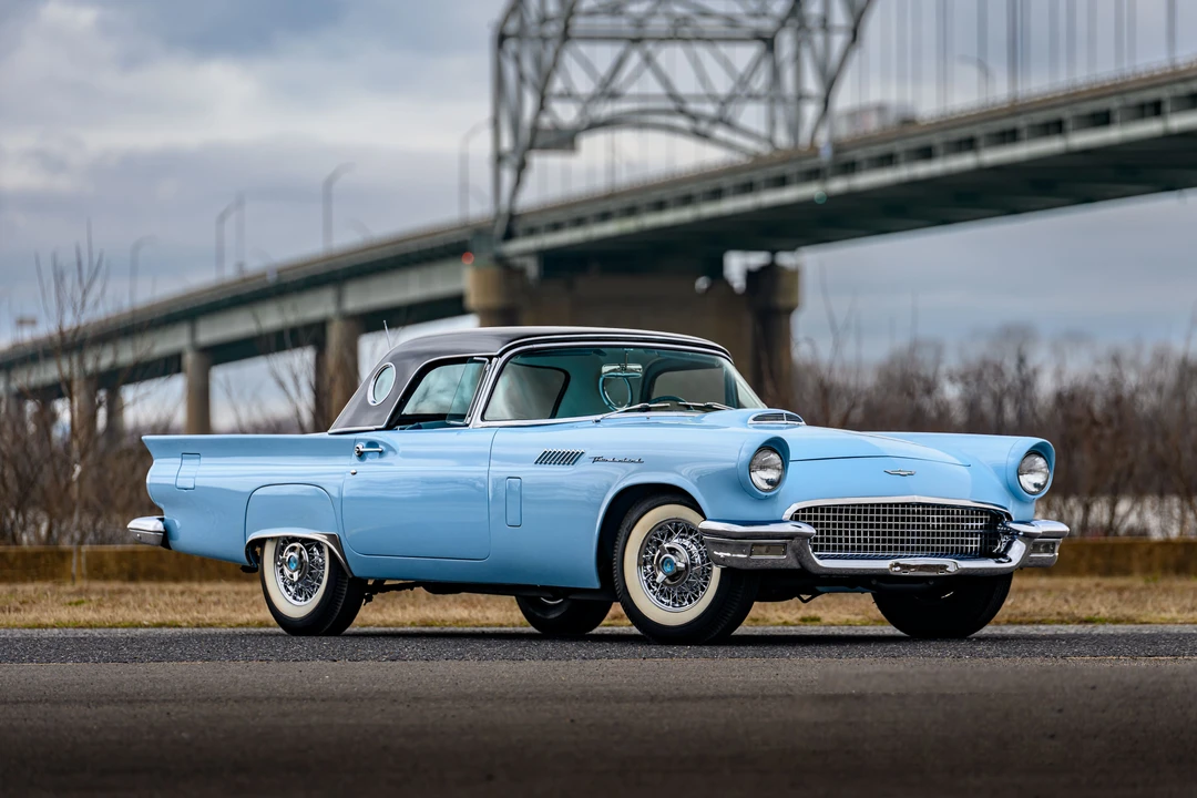 1957 Ford Thunderbird 1st Gen - Image 17 of 31