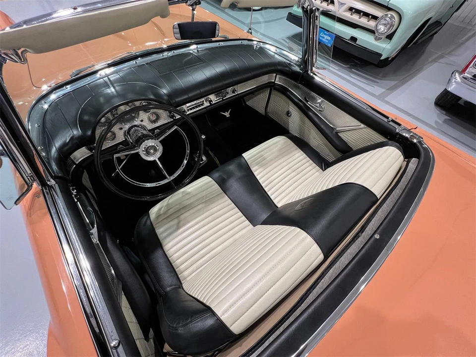1957 Ford Thunderbird 1st Gen - Image 23 of 31