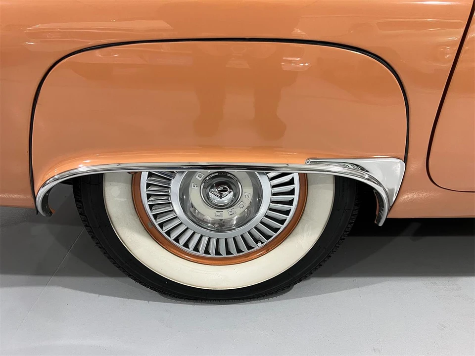 1957 Ford Thunderbird 1st Gen - Image 20 of 31