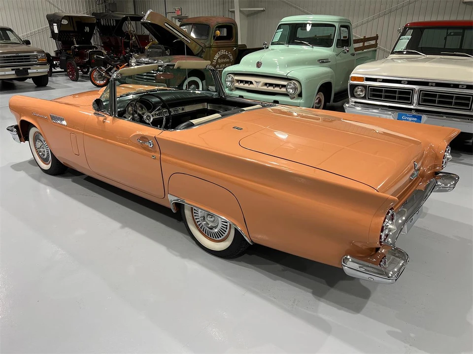 1957 Ford Thunderbird 1st Gen - Image 16 of 31