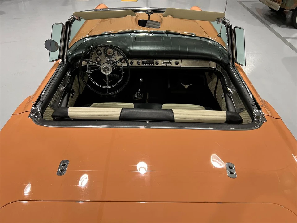 1957 Ford Thunderbird 1st Gen - Image 22 of 31