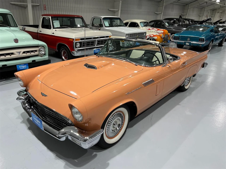 1957 Ford Thunderbird 1st Gen - Image 15 of 31