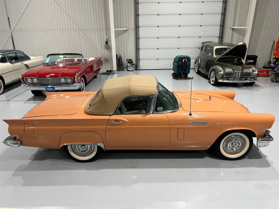 1957 Ford Thunderbird 1st Gen - Image 11 of 31
