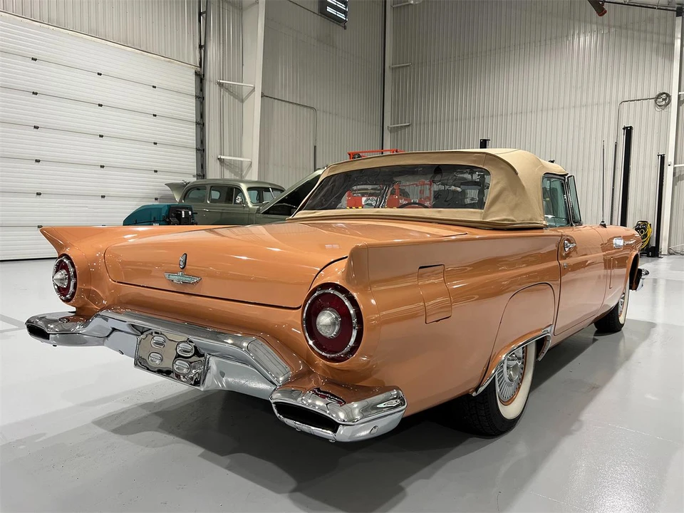 1957 Ford Thunderbird 1st Gen - Image 9 of 31