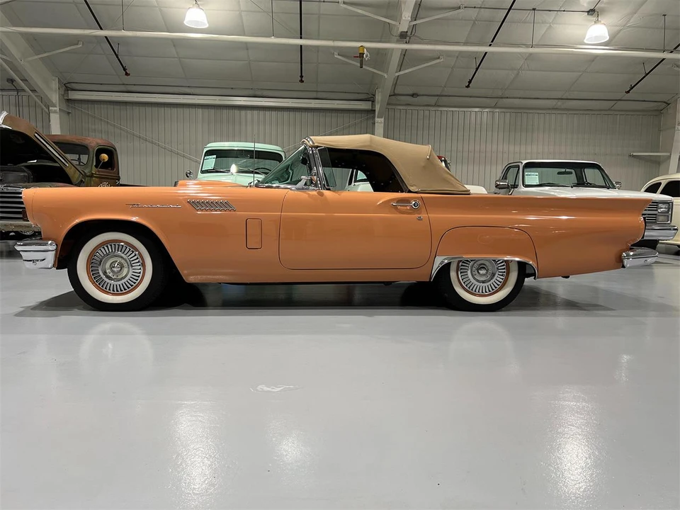 1957 Ford Thunderbird 1st Gen - Image 3 of 31