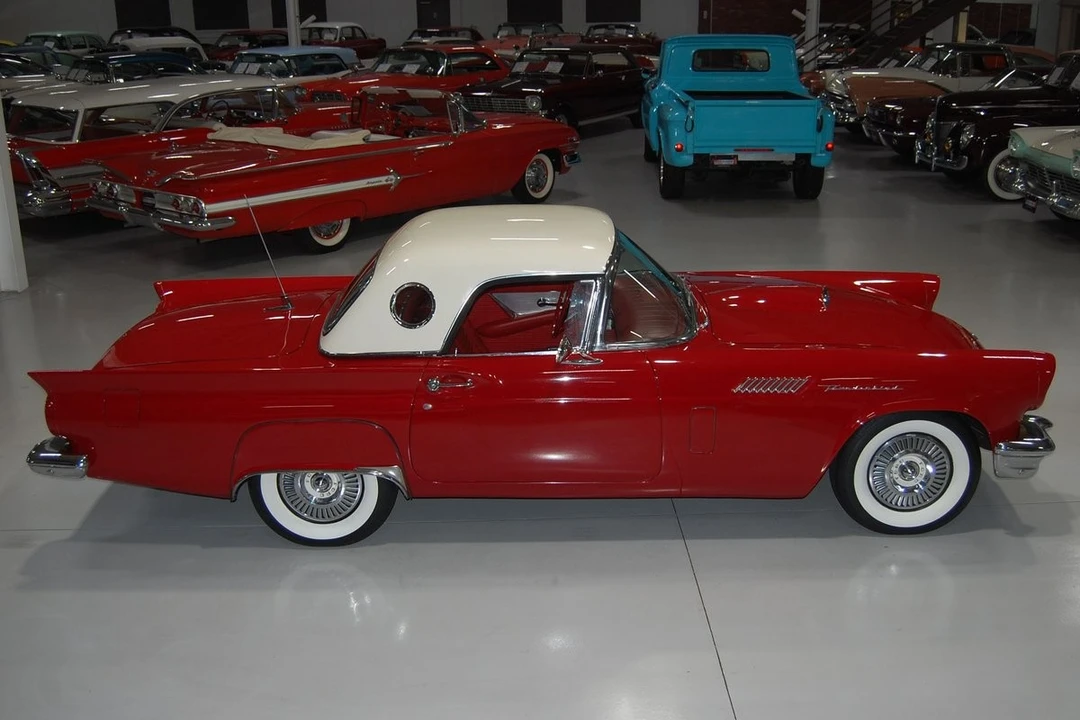 1957 Ford Thunderbird 1st Gen - Image 16 of 31