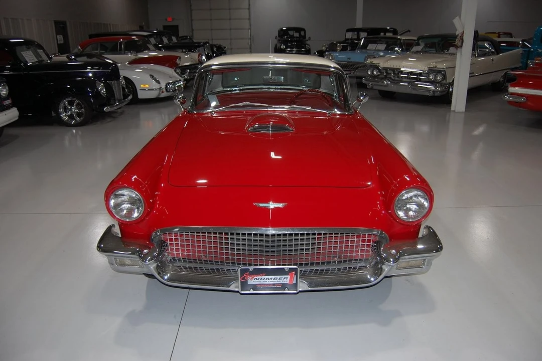 1957 Ford Thunderbird 1st Gen - Image 30 of 31