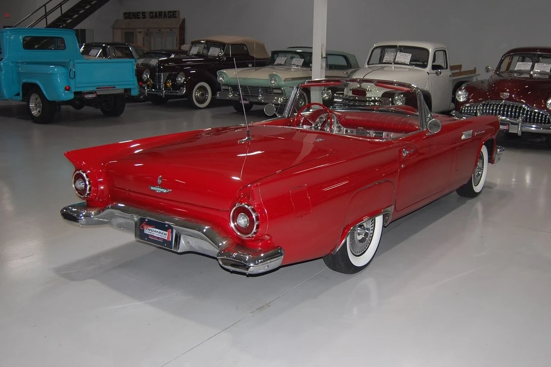 1957 Ford Thunderbird 1st Gen - Image 25 of 31
