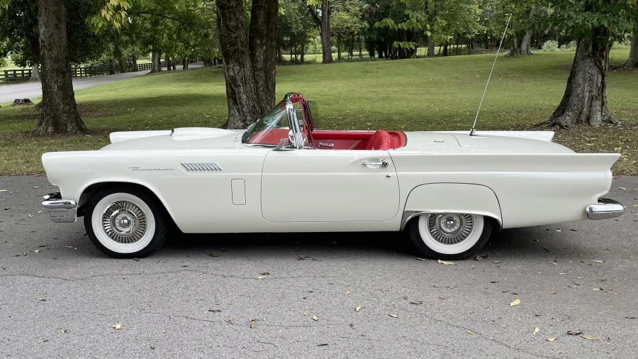 1957 Ford Thunderbird 1st Gen - Image 2 of 16