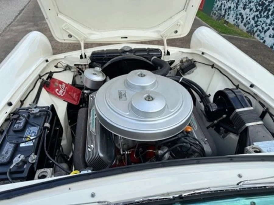 1957 Ford Thunderbird 1st Gen - Image 28 of 31