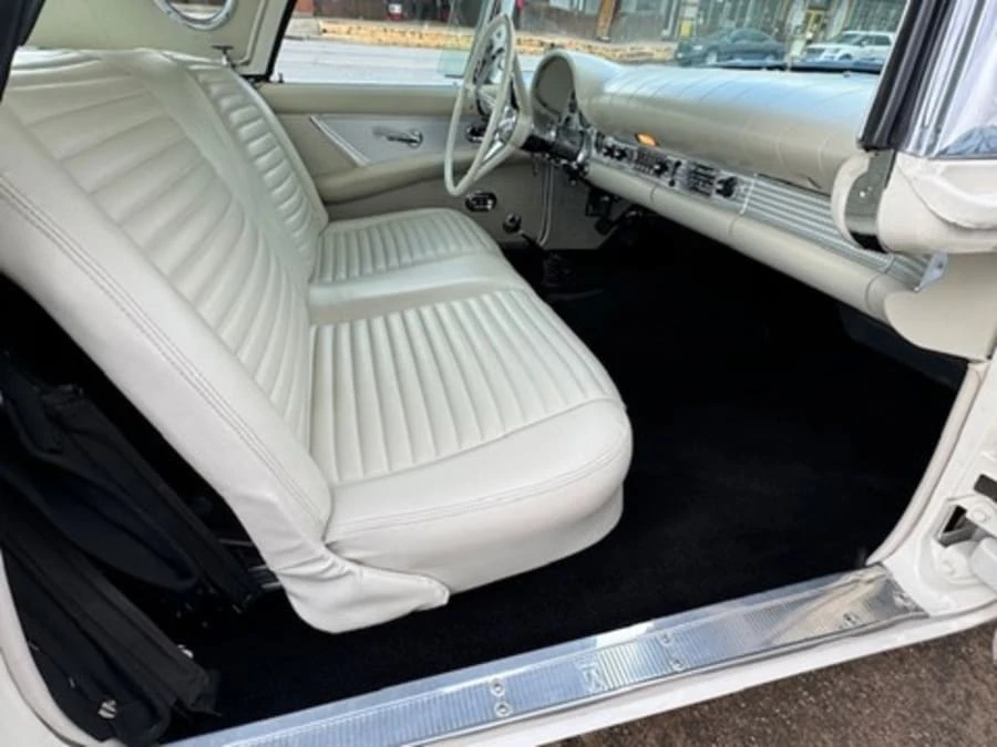 1957 Ford Thunderbird 1st Gen - Image 22 of 31