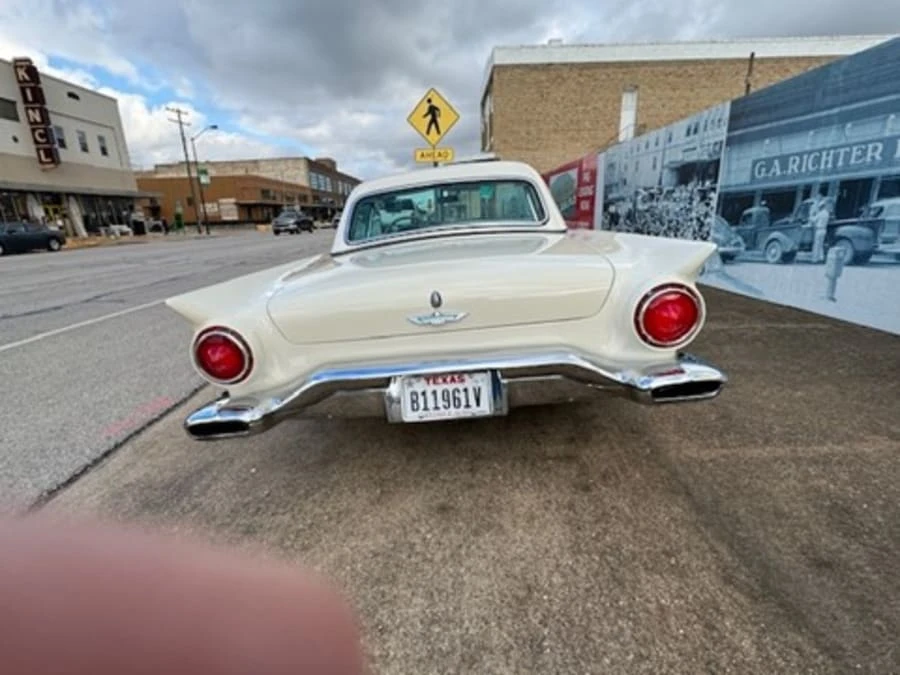 1957 Ford Thunderbird 1st Gen - Image 10 of 31