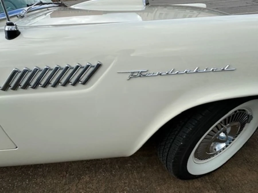1957 Ford Thunderbird 1st Gen - Image 16 of 31