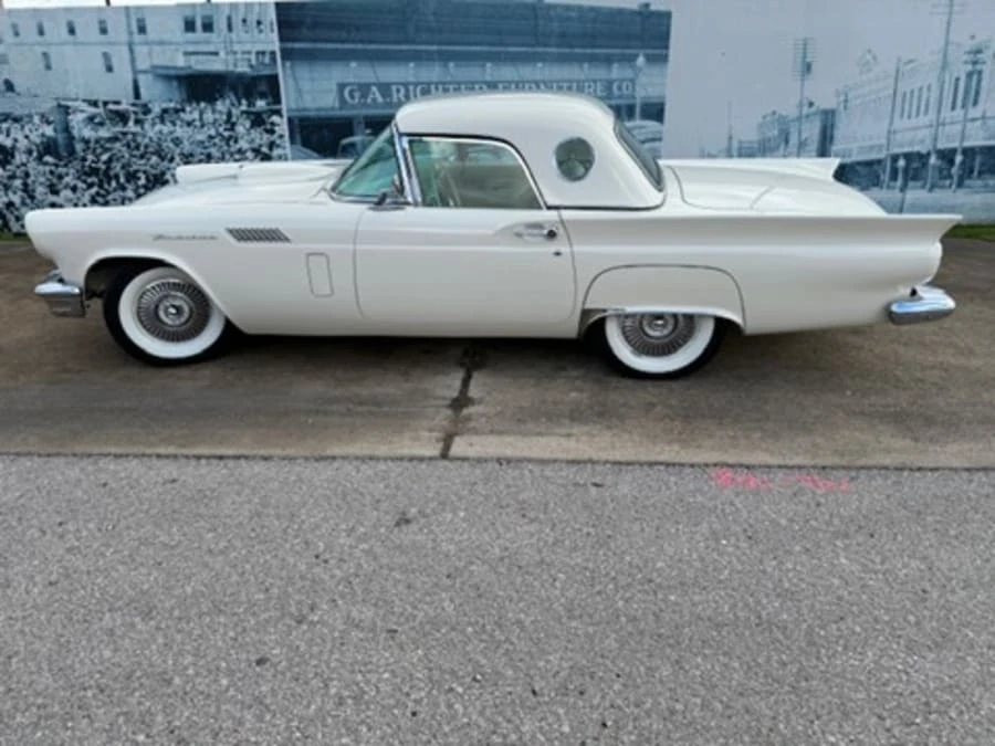 1957 Ford Thunderbird 1st Gen - Image 8 of 31