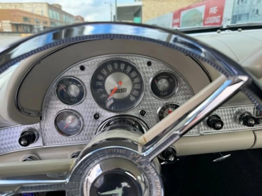 1957 Ford Thunderbird 1st Gen - Image 24 of 31