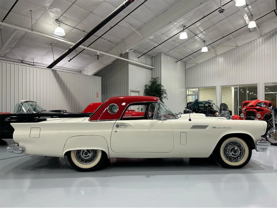 1957 Ford Thunderbird 1st Gen - Image 4 of 15