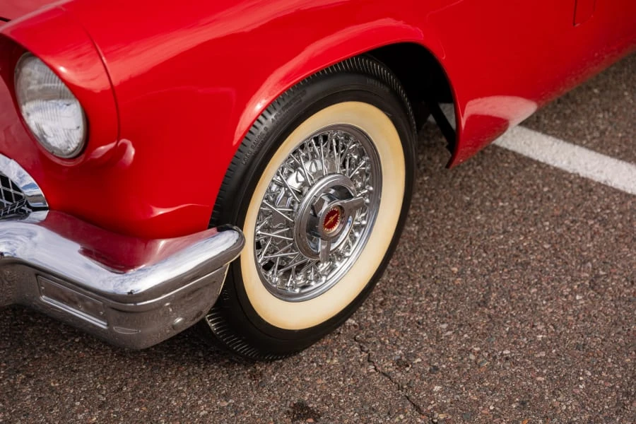 1957 Ford Thunderbird 1st Gen - Image 19 of 31