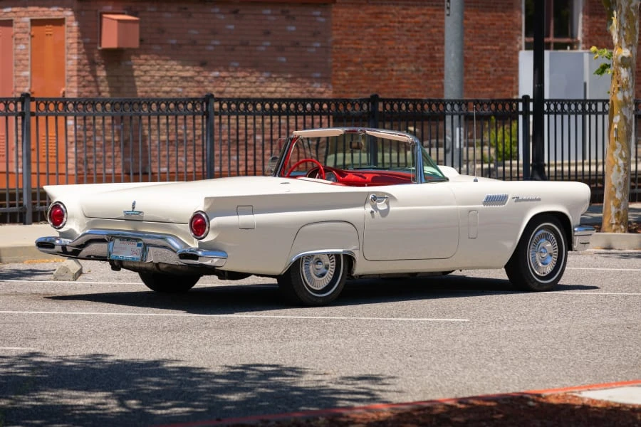 1957 Ford Thunderbird 1st Gen - Image 7 of 28