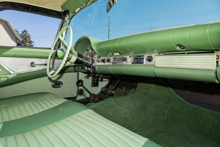 1957 Ford Thunderbird 1st Gen - Image 22 of 31