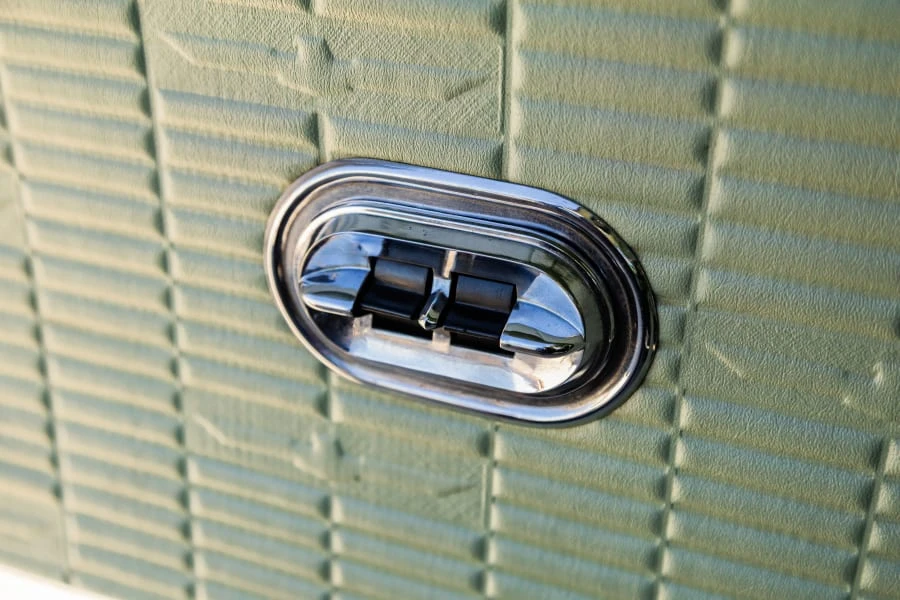 1957 Ford Thunderbird 1st Gen - Image 26 of 31